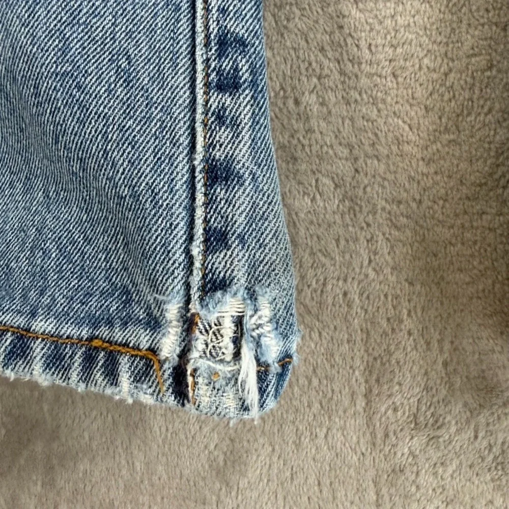 Vintage Levis 501 Jeans Men 32x28 (Tag 32x29) Blue‎ Wash Distressed Denim Grunge